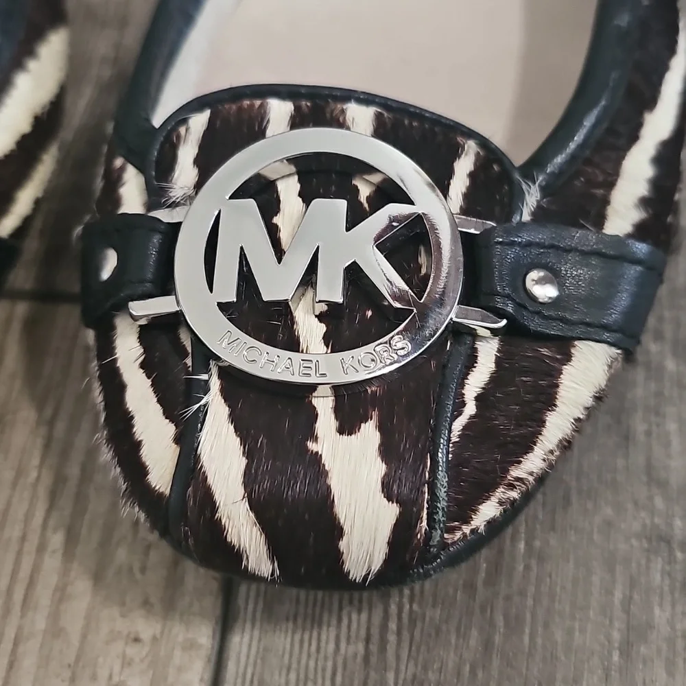 Michael Kors Hair Calf Upper  Flats - Picture 4 of 7
